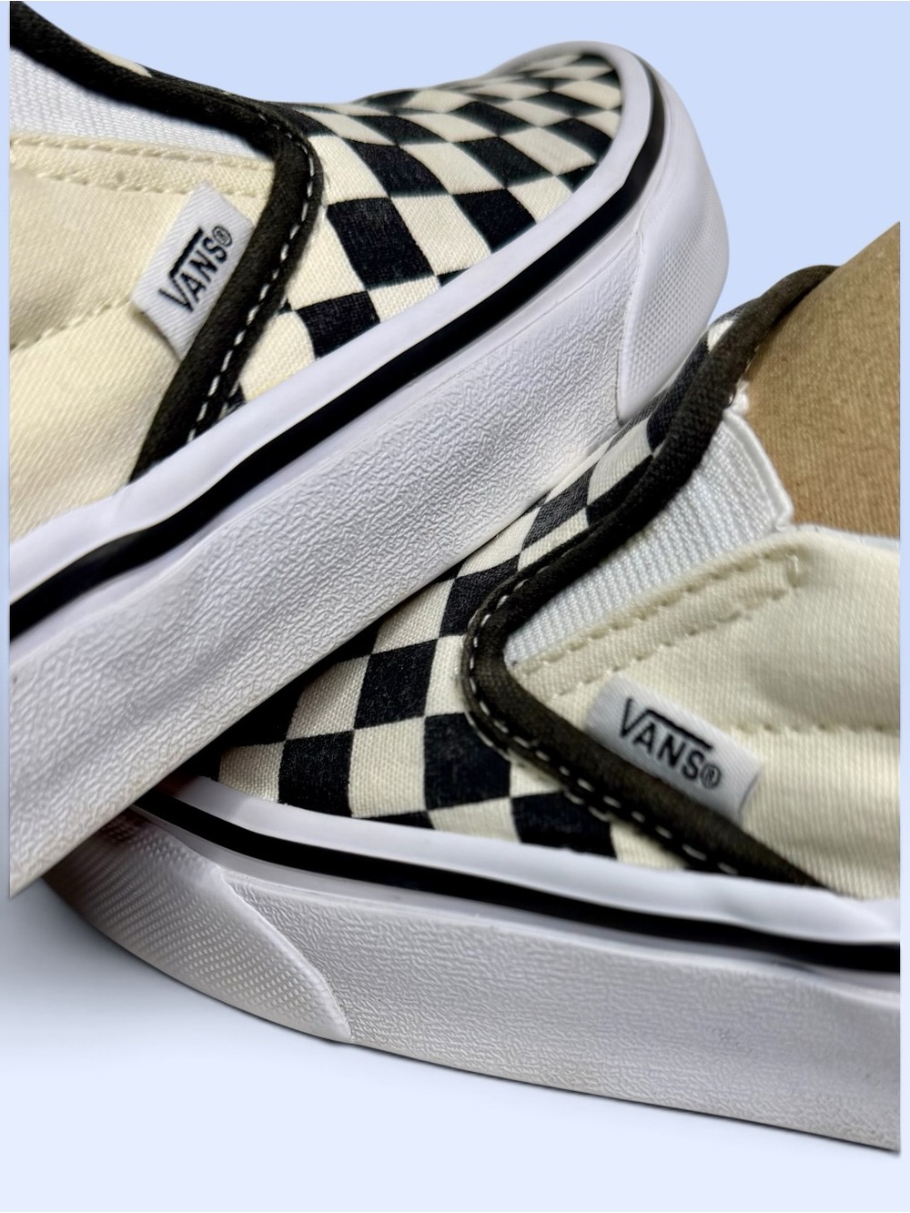 Vans Classic Checkerboard Slip-On Skate Shoes Black & Off-White 7.5 Men/9.0 Wmn - Picture 11 of 12